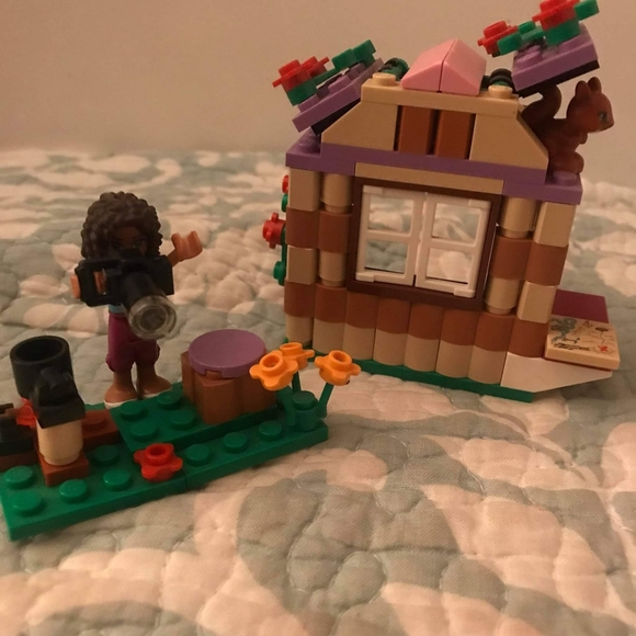 LEGO Friends 41031 Andrea's Mountain Hut Set Used - Picture 2 of 3